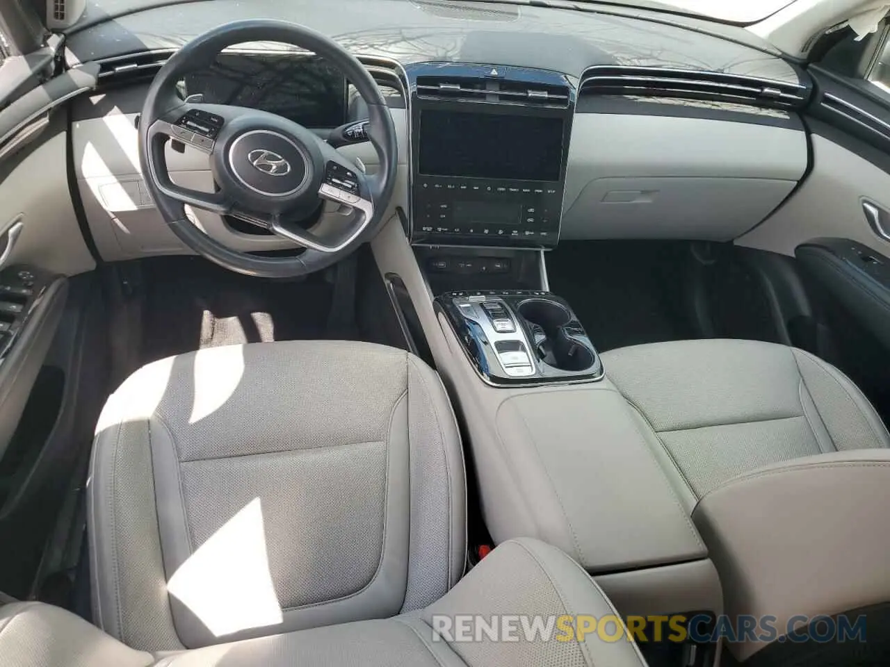 8 Photograph of a damaged car KM8JECA18NU052468 HYUNDAI TUCSON 2022