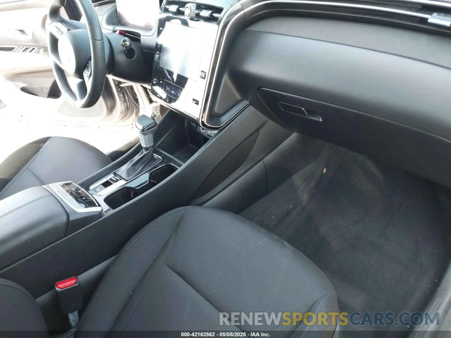 5 Photograph of a damaged car KM8JF3AE1NU106371 HYUNDAI TUCSON 2022