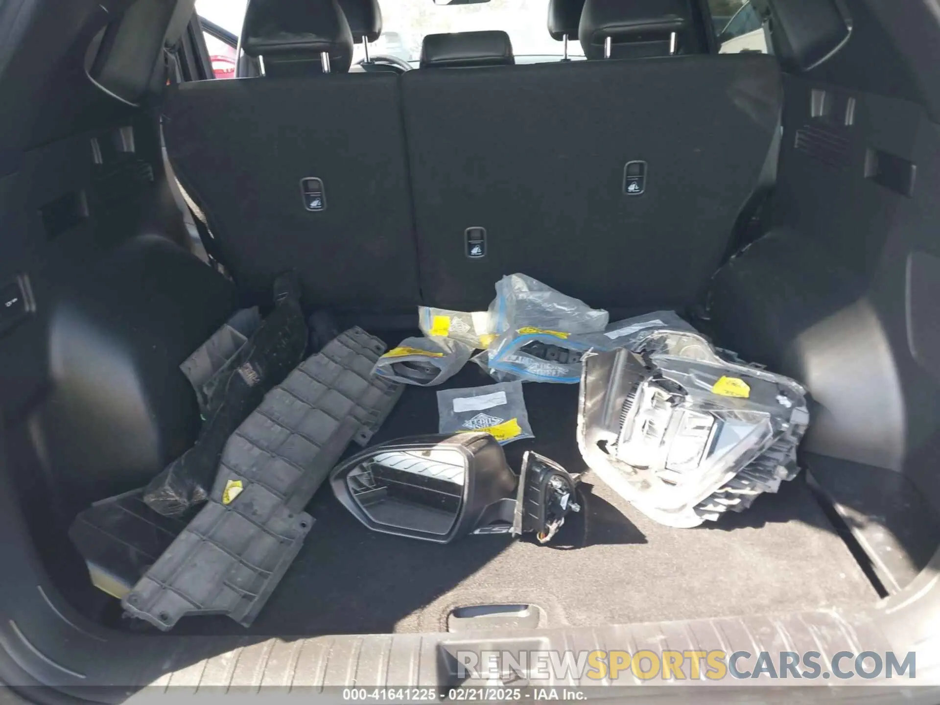 19 Photograph of a damaged car KM8JF3AE5NU122606 HYUNDAI TUCSON 2022