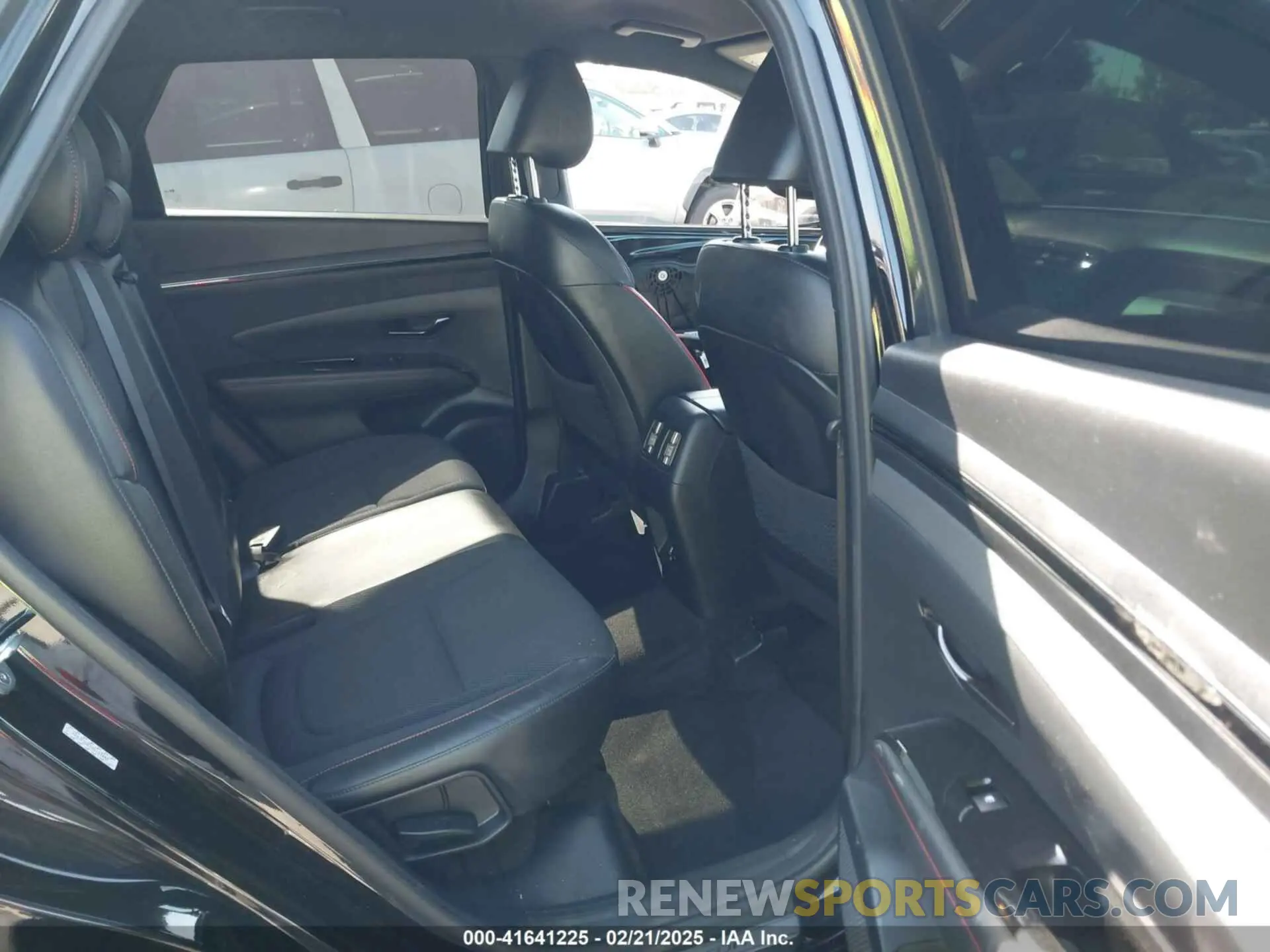 8 Photograph of a damaged car KM8JF3AE5NU122606 HYUNDAI TUCSON 2022