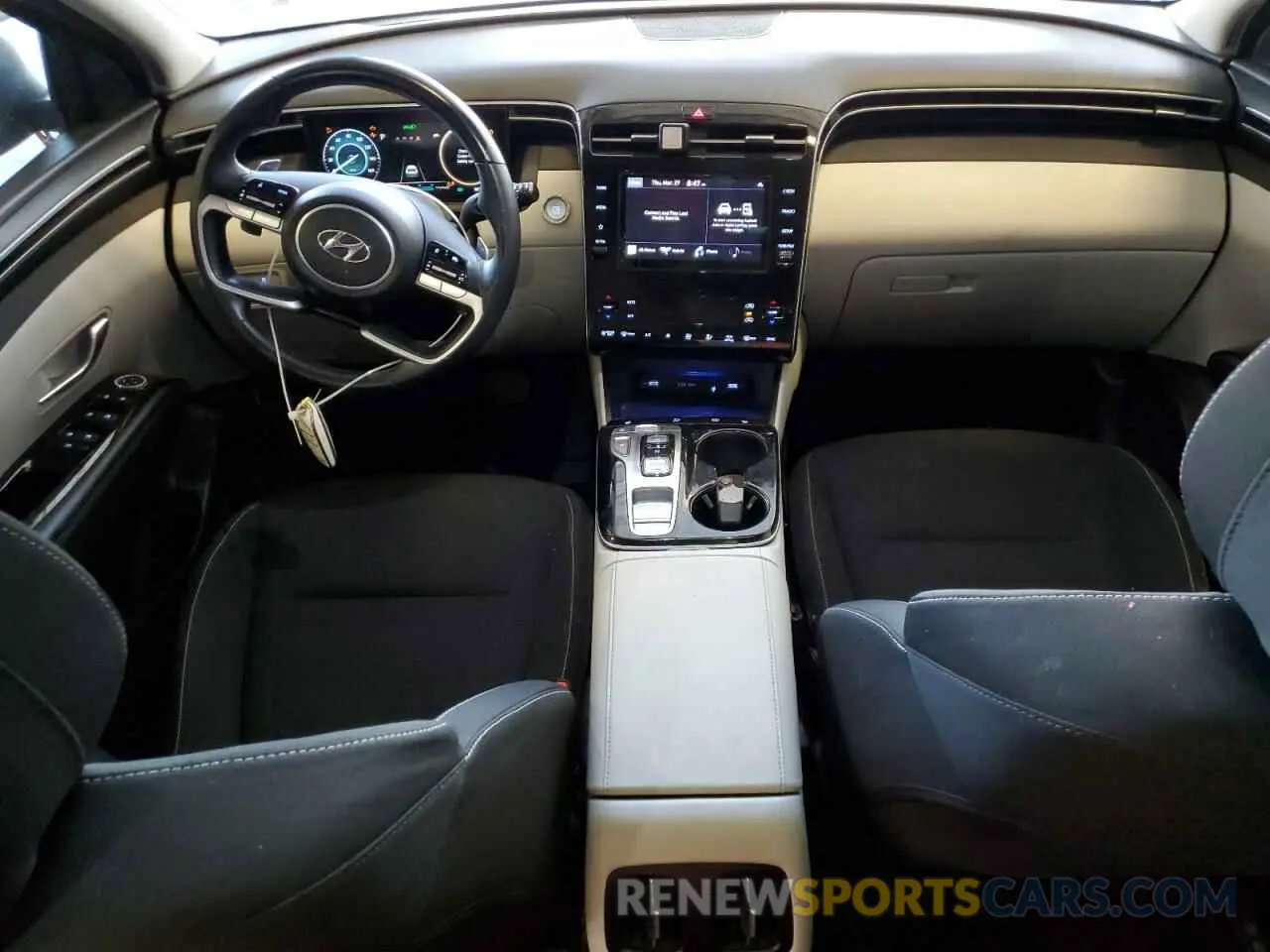 8 Photograph of a damaged car KM8JFCA12NU060126 HYUNDAI TUCSON 2022