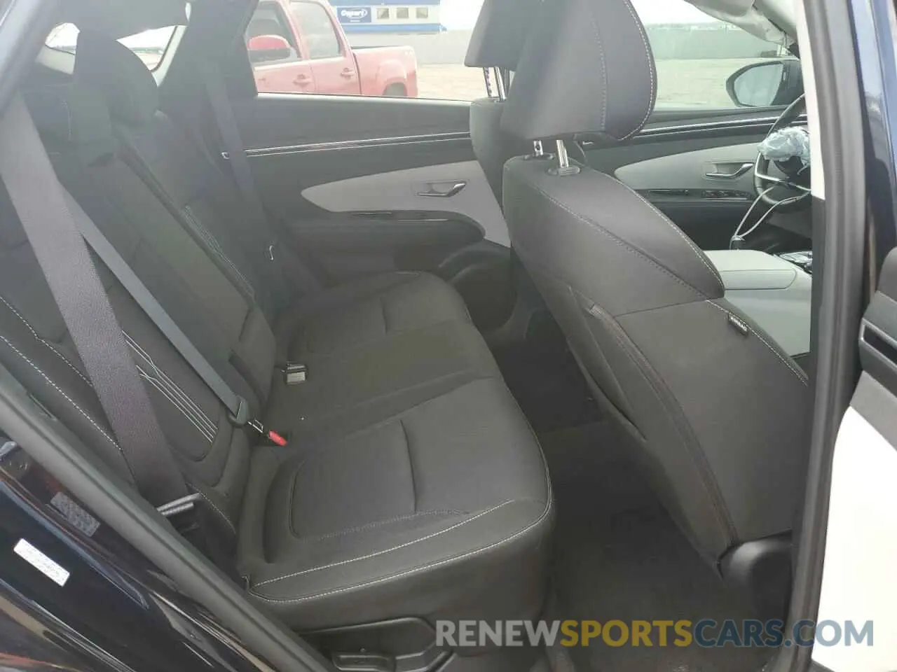 11 Photograph of a damaged car KM8JFCA15NU058595 HYUNDAI TUCSON 2022