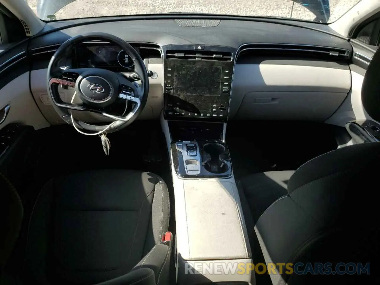 8 Photograph of a damaged car KM8JFCA16NU081545 HYUNDAI TUCSON 2022