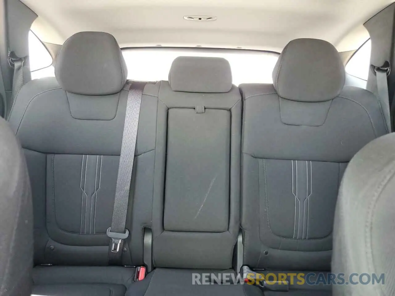 10 Photograph of a damaged car KM8JFCA17NU014047 HYUNDAI TUCSON 2022