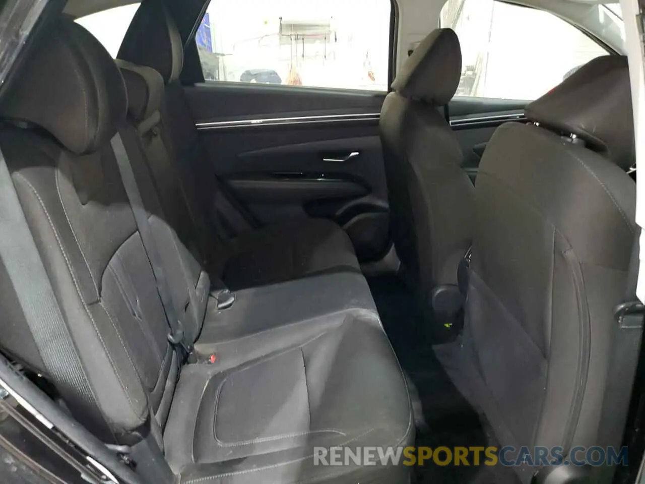 11 Photograph of a damaged car KM8JFCA18NU049440 HYUNDAI TUCSON 2022