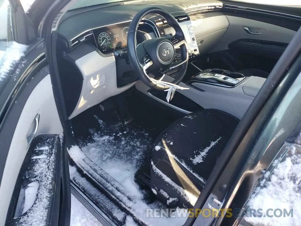 8 Photograph of a damaged car KM8JFCA1XNU035622 HYUNDAI TUCSON 2022