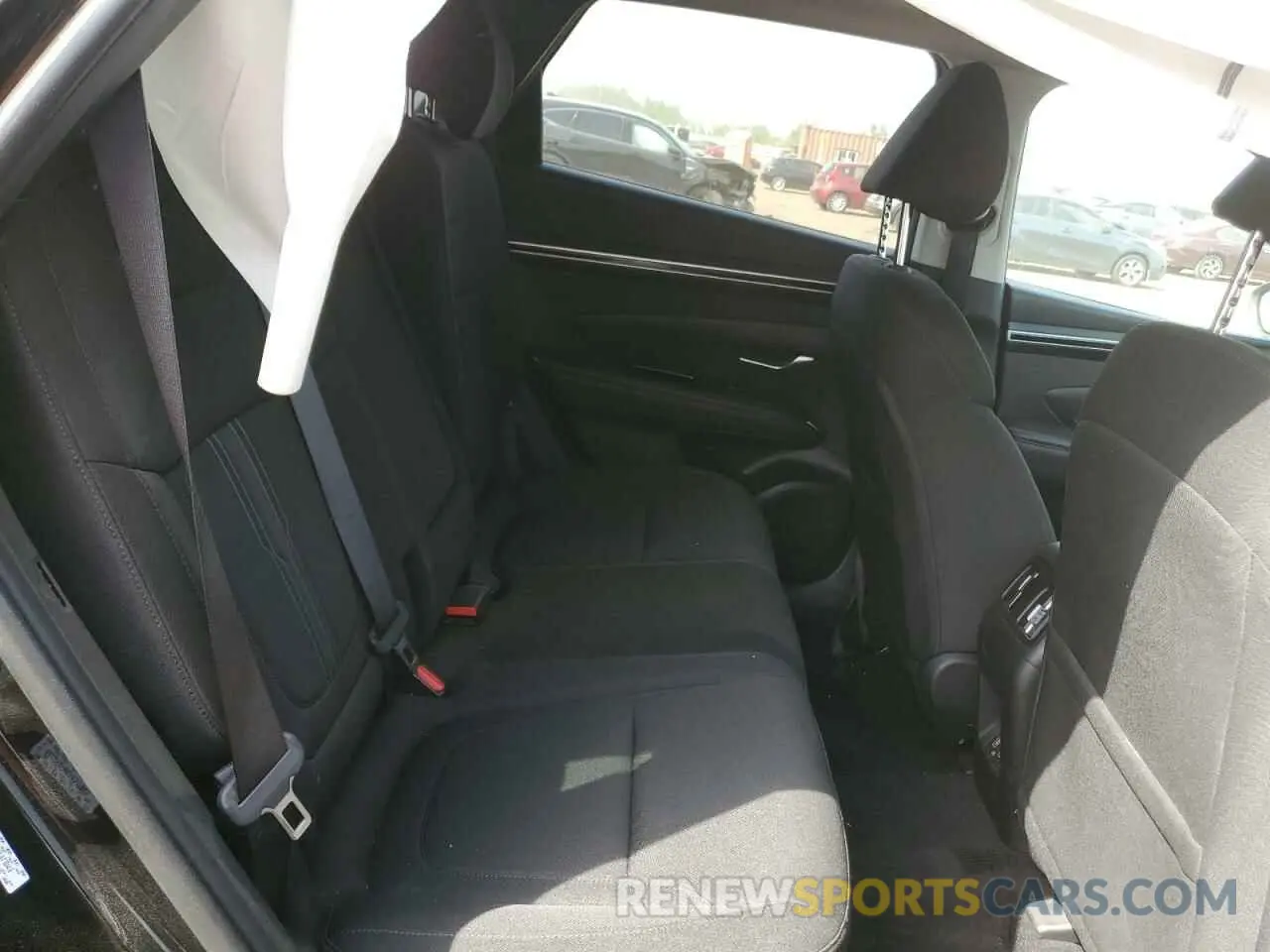11 Photograph of a damaged car KM8JFCA1XNU068779 HYUNDAI TUCSON 2022