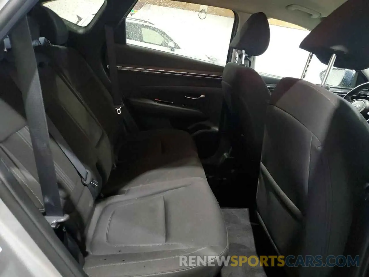 11 Photograph of a damaged car KM8JFCAE0NU148675 HYUNDAI TUCSON 2022