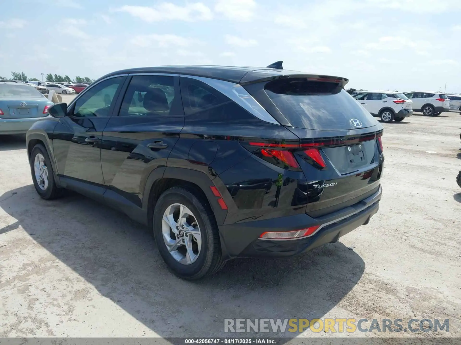 3 Photograph of a damaged car 5NMJA3AE9PH173474 HYUNDAI TUCSON 2023