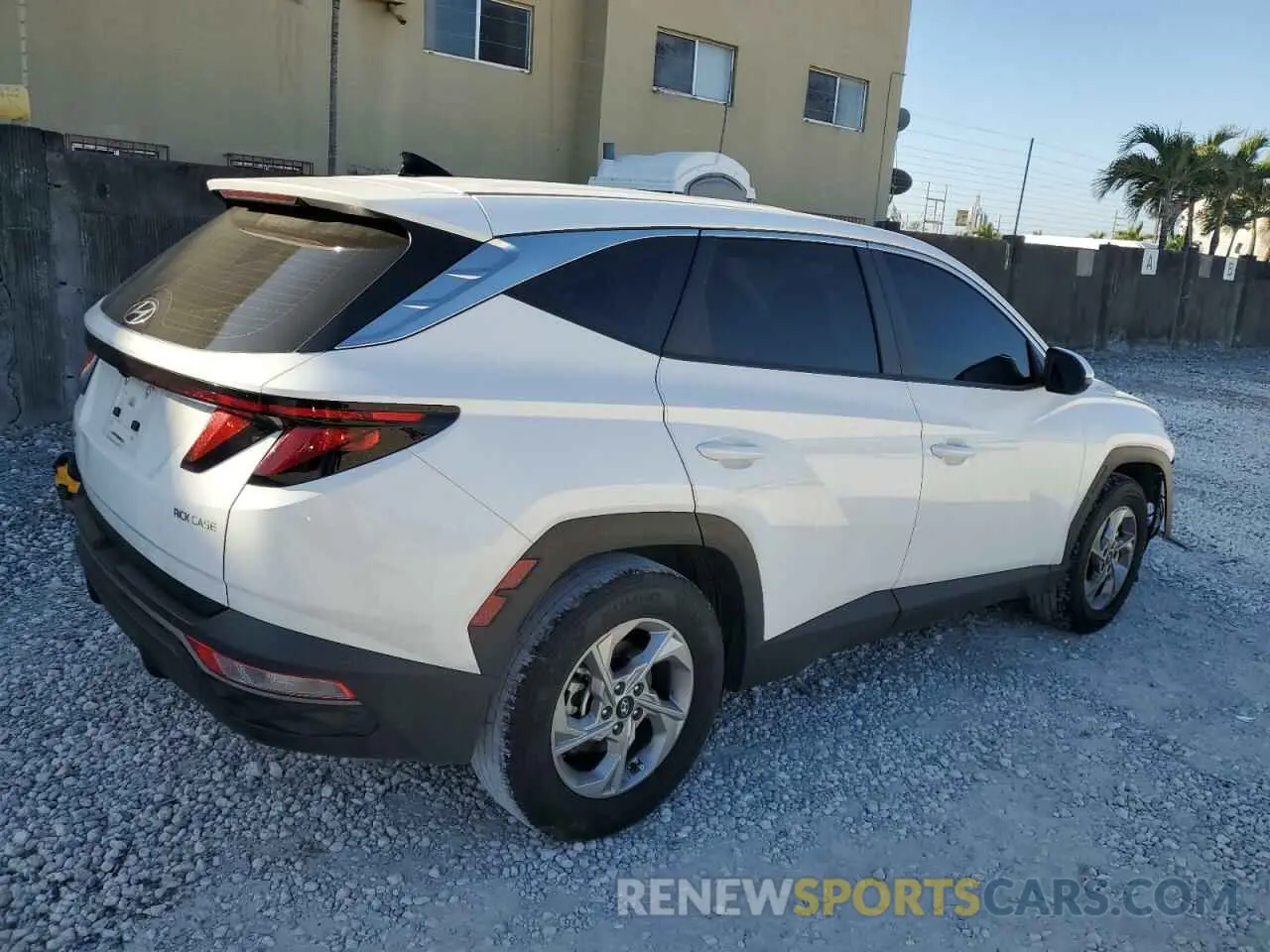 3 Photograph of a damaged car 5NMJA3AEXPH284020 HYUNDAI TUCSON 2023