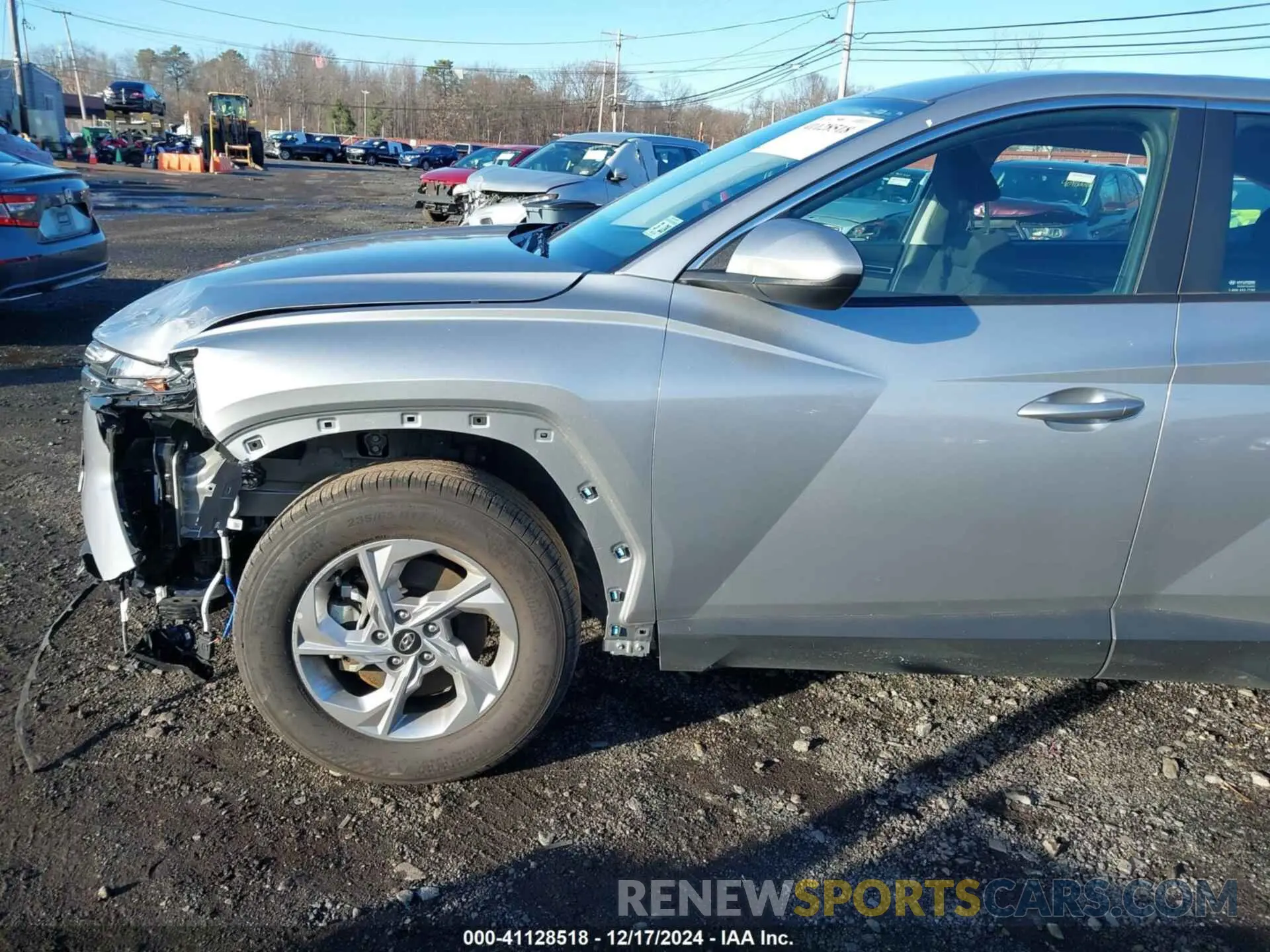 18 Photograph of a damaged car 5NMJACAE5PH235808 HYUNDAI TUCSON 2023