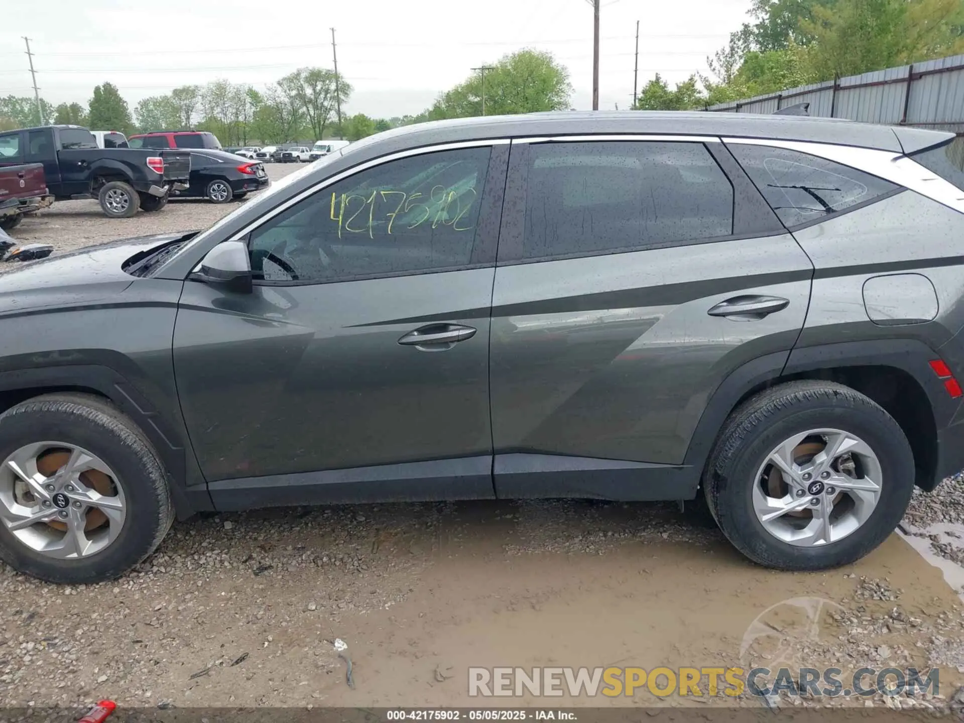 14 Photograph of a damaged car 5NMJACAE6PH176834 HYUNDAI TUCSON 2023