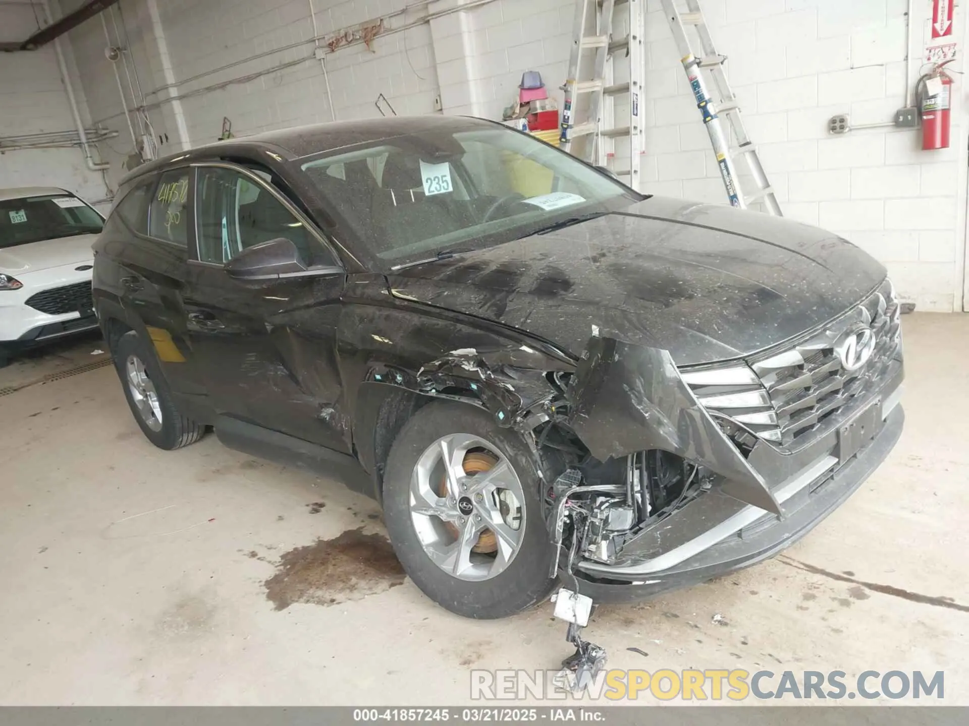 1 Photograph of a damaged car 5NMJACAE7PH247717 HYUNDAI TUCSON 2023