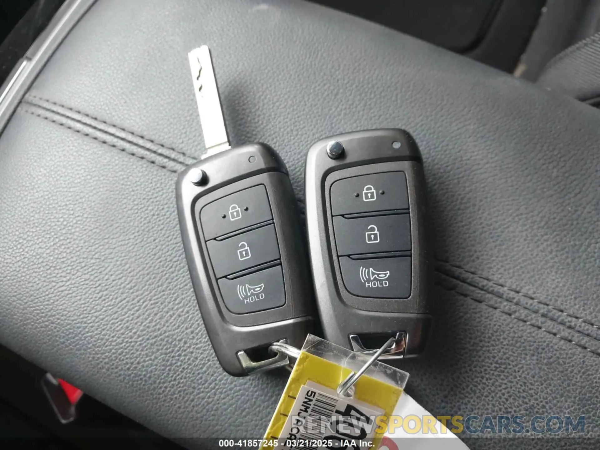 11 Photograph of a damaged car 5NMJACAE7PH247717 HYUNDAI TUCSON 2023