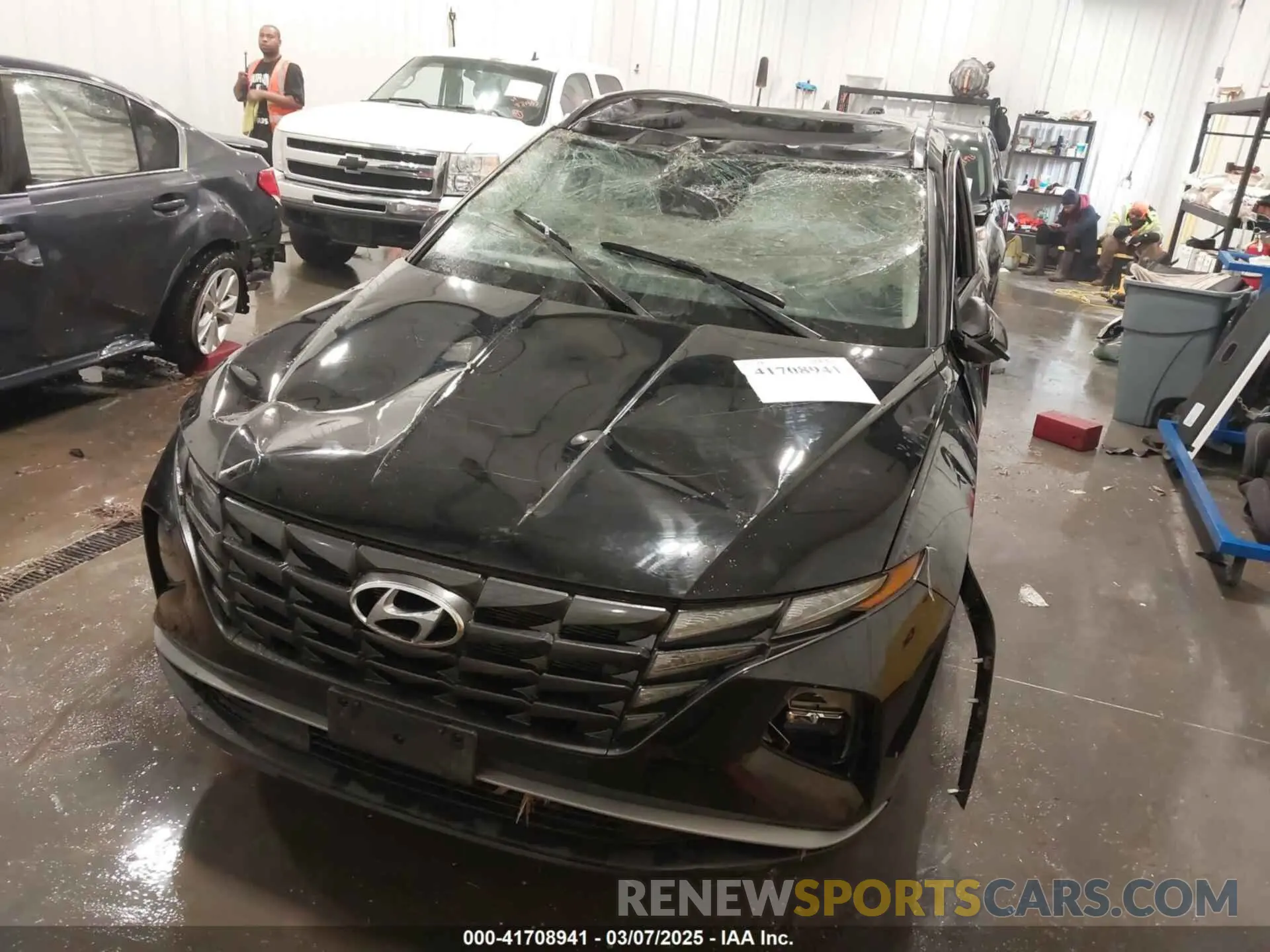 6 Photograph of a damaged car 5NMJB3AE0PH249340 HYUNDAI TUCSON 2023