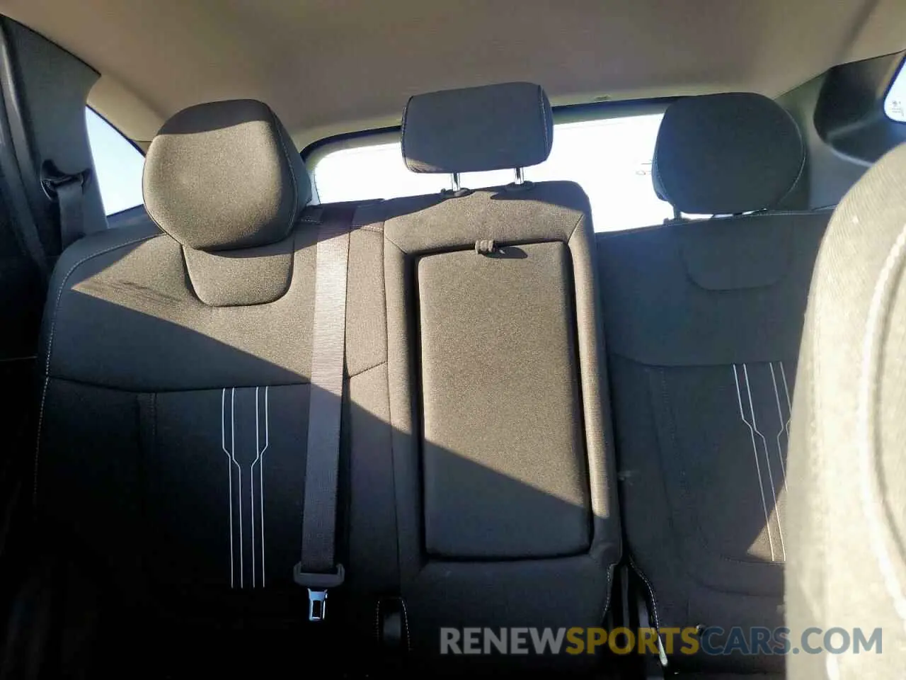 10 Photograph of a damaged car 5NMJB3AE2PH239537 HYUNDAI TUCSON 2023