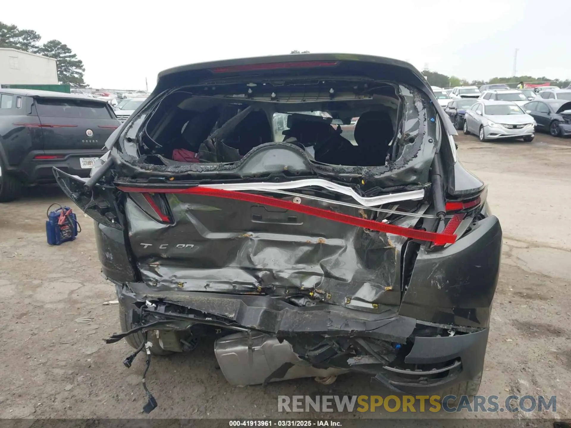 16 Photograph of a damaged car 5NMJB3AE3PH244441 HYUNDAI TUCSON 2023