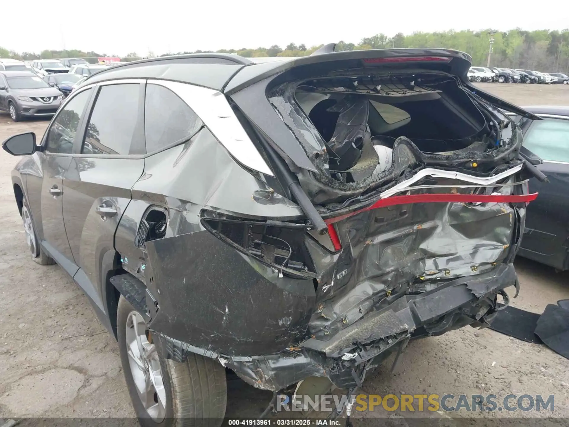 3 Photograph of a damaged car 5NMJB3AE3PH244441 HYUNDAI TUCSON 2023