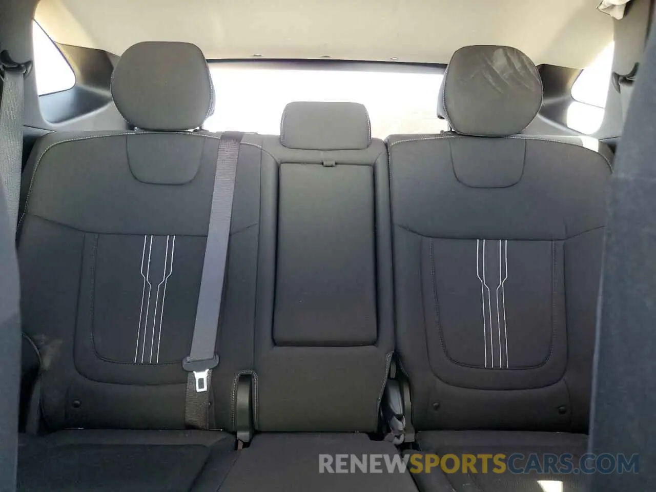 10 Photograph of a damaged car 5NMJB3AE4PH225414 HYUNDAI TUCSON 2023
