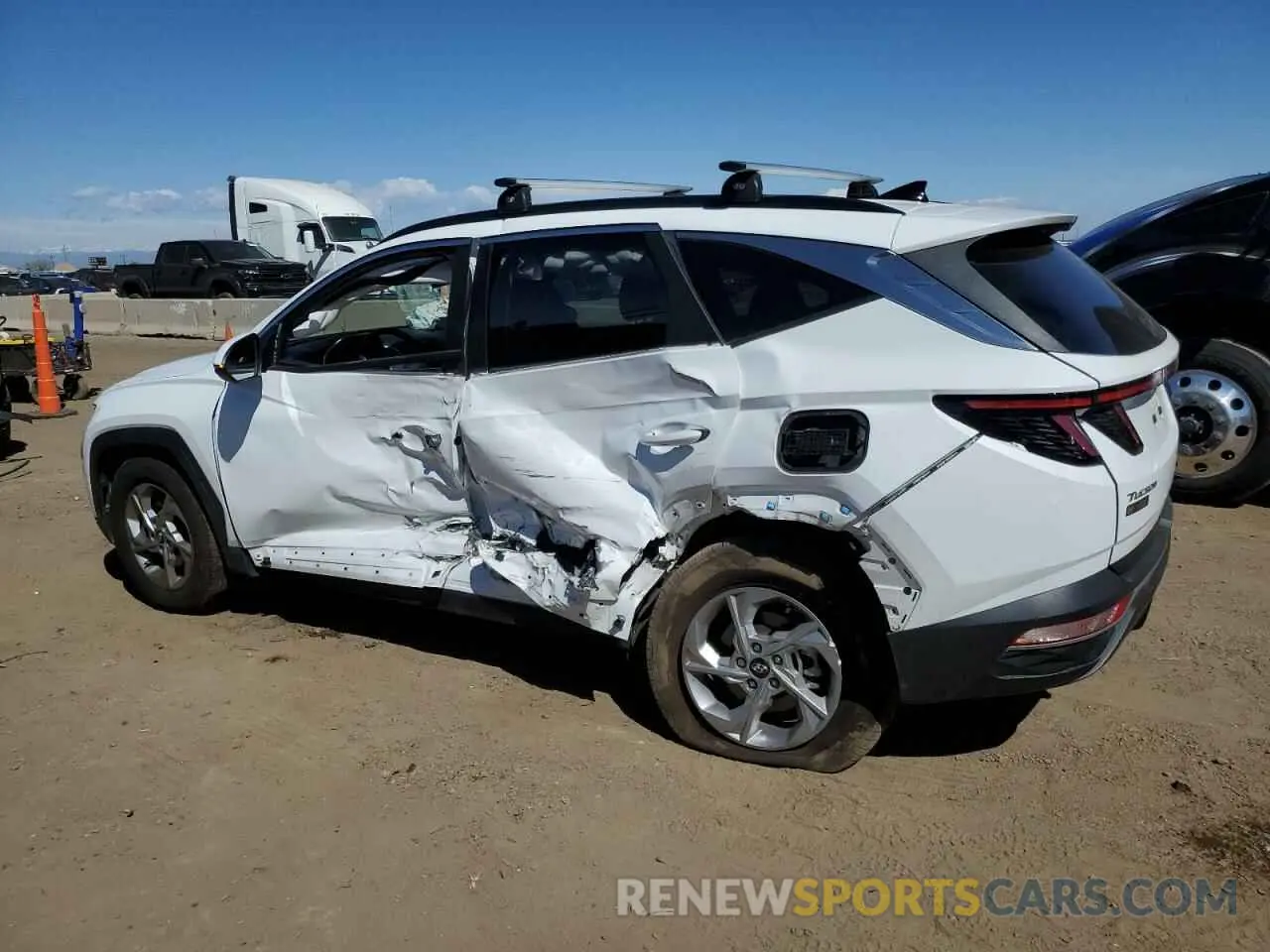 2 Photograph of a damaged car 5NMJB3AE4PH225414 HYUNDAI TUCSON 2023