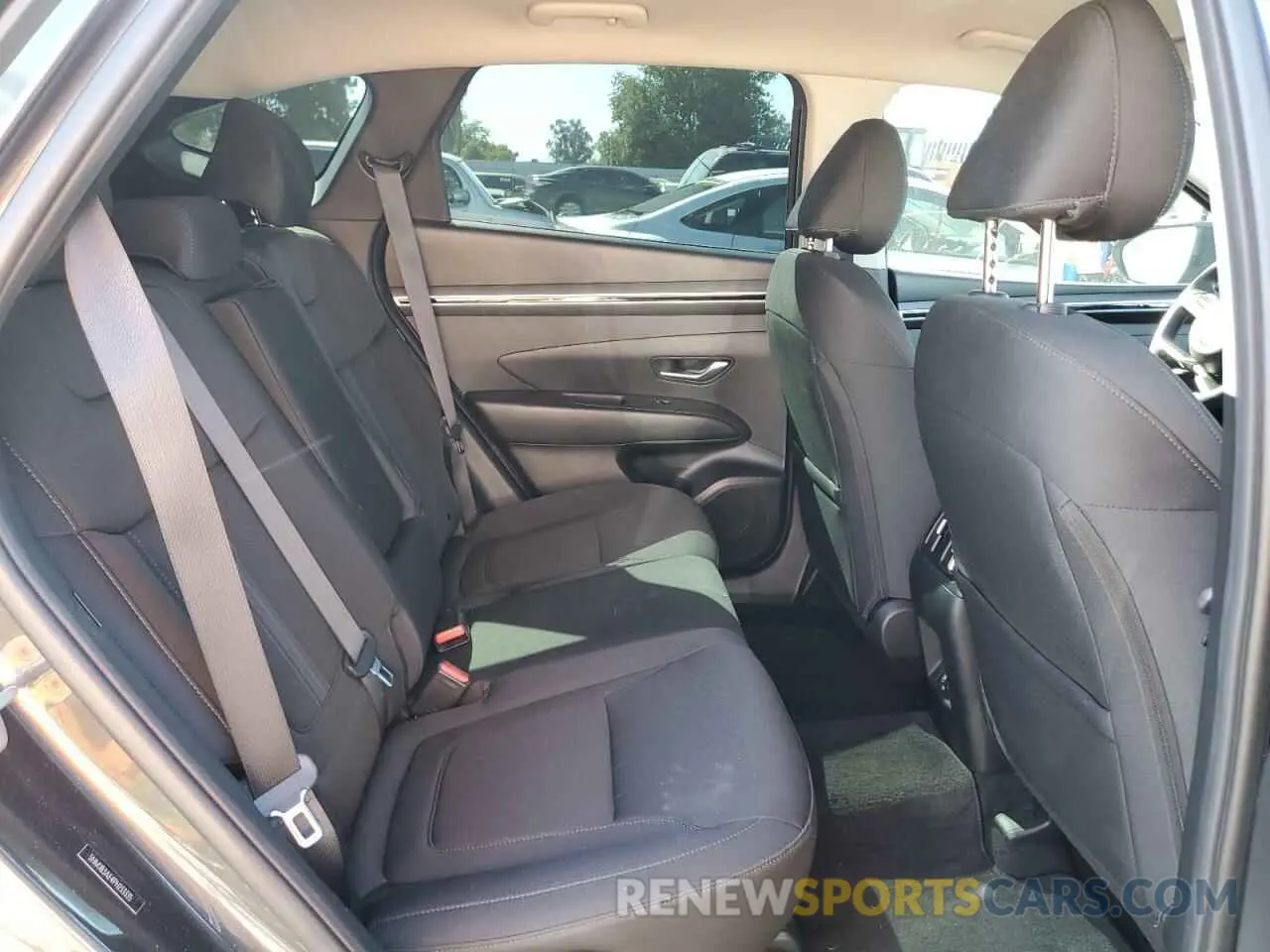 11 Photograph of a damaged car 5NMJB3AE4PH233335 HYUNDAI TUCSON 2023