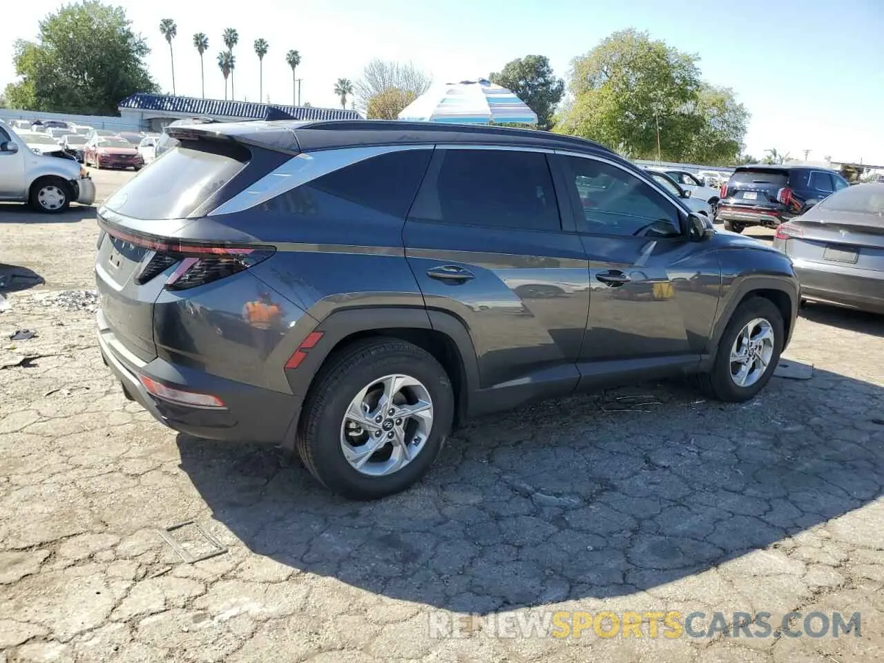 3 Photograph of a damaged car 5NMJB3AE4PH233335 HYUNDAI TUCSON 2023