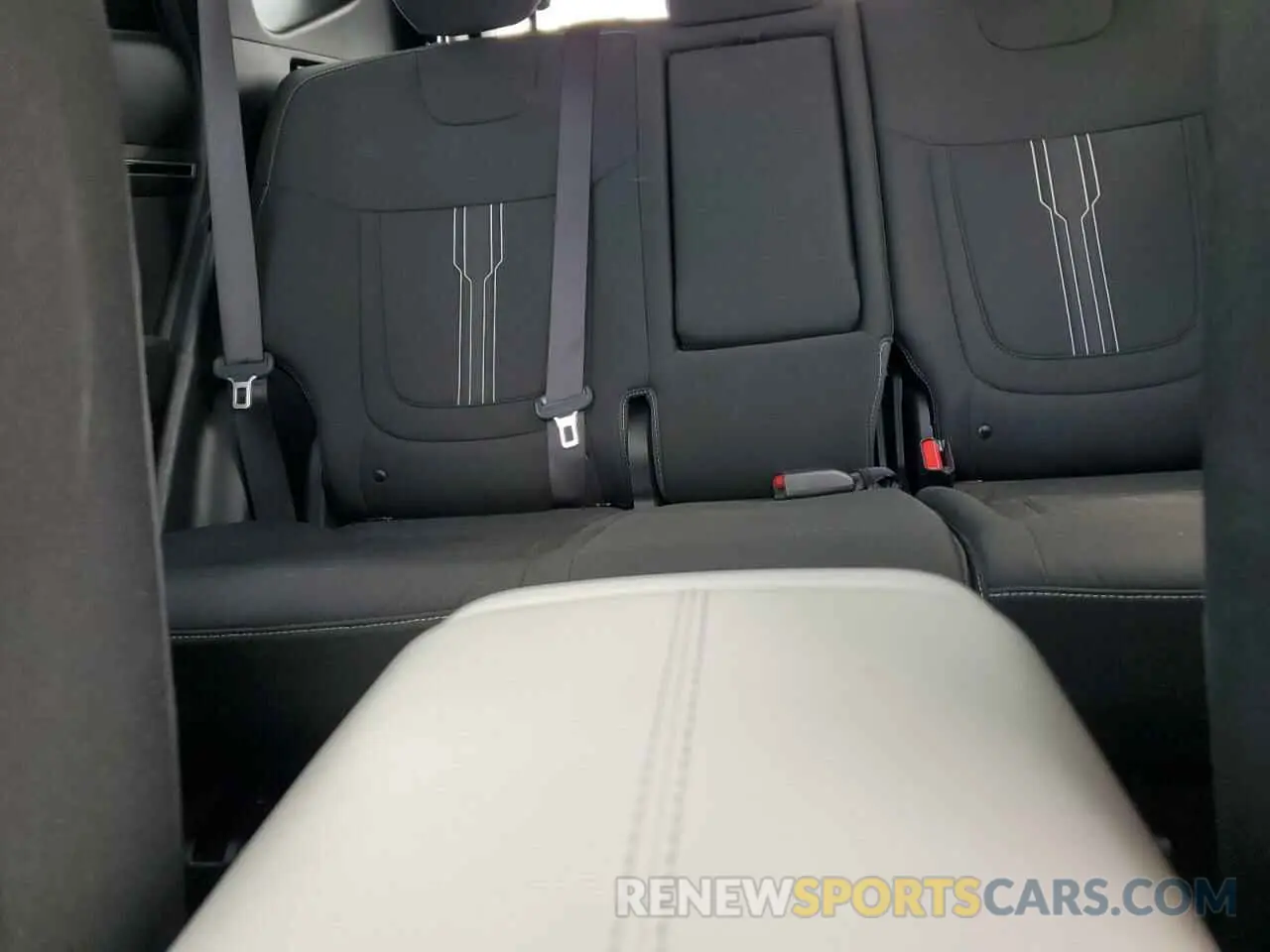 10 Photograph of a damaged car 5NMJB3AE4PH274872 HYUNDAI TUCSON 2023