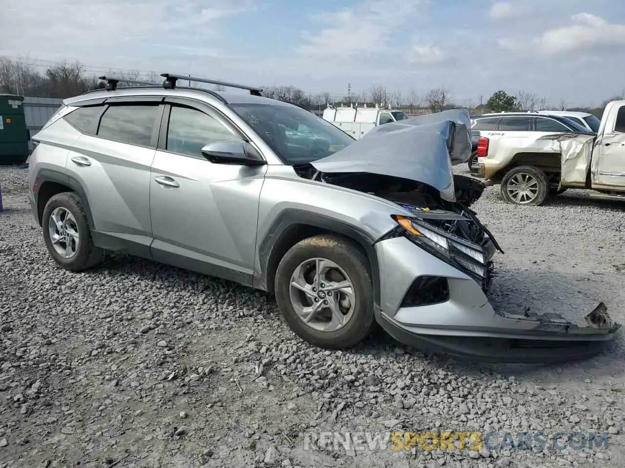 4 Photograph of a damaged car 5NMJB3AE5PH218424 HYUNDAI TUCSON 2023