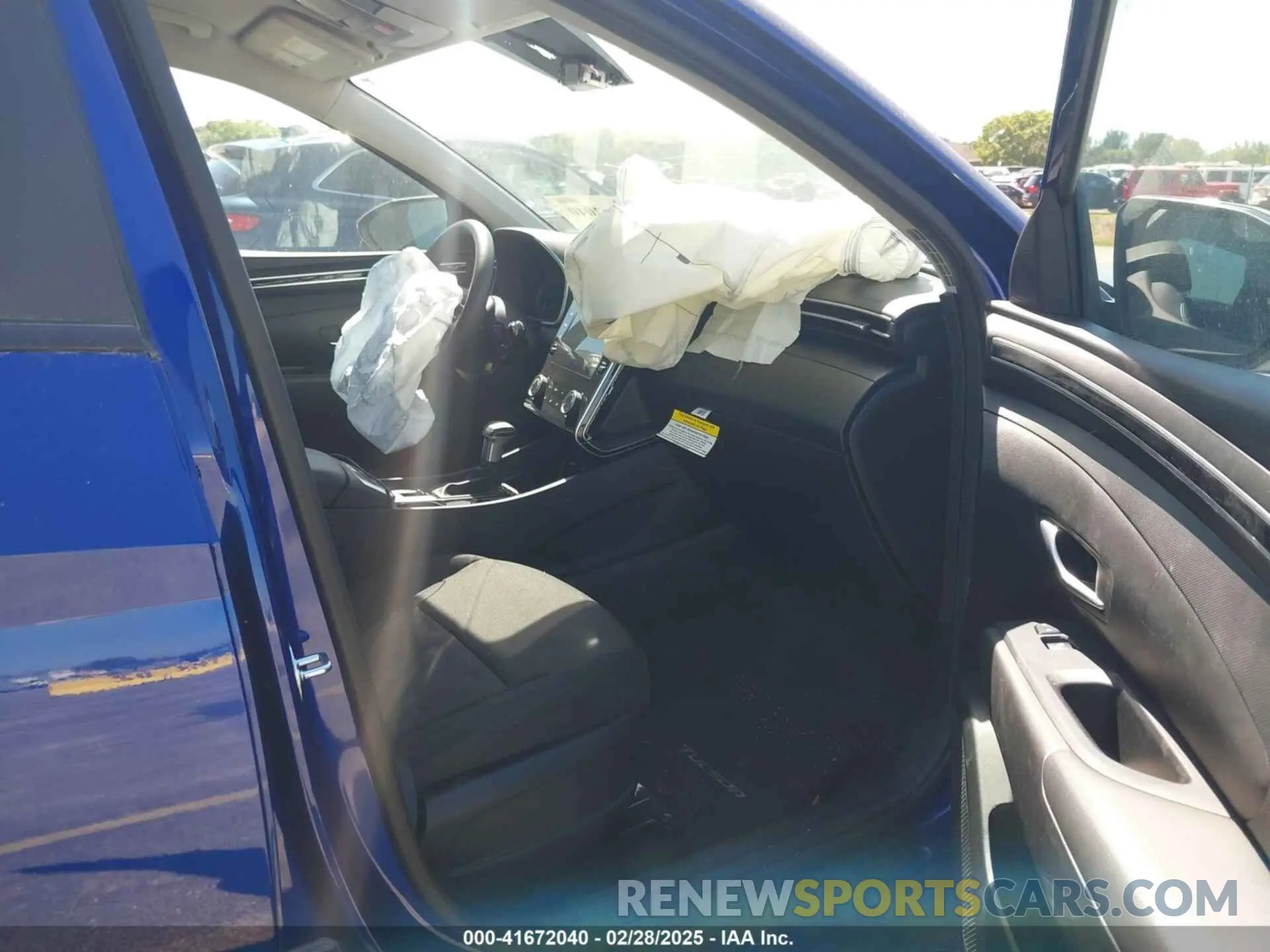 5 Photograph of a damaged car 5NMJB3AE5PH242819 HYUNDAI TUCSON 2023