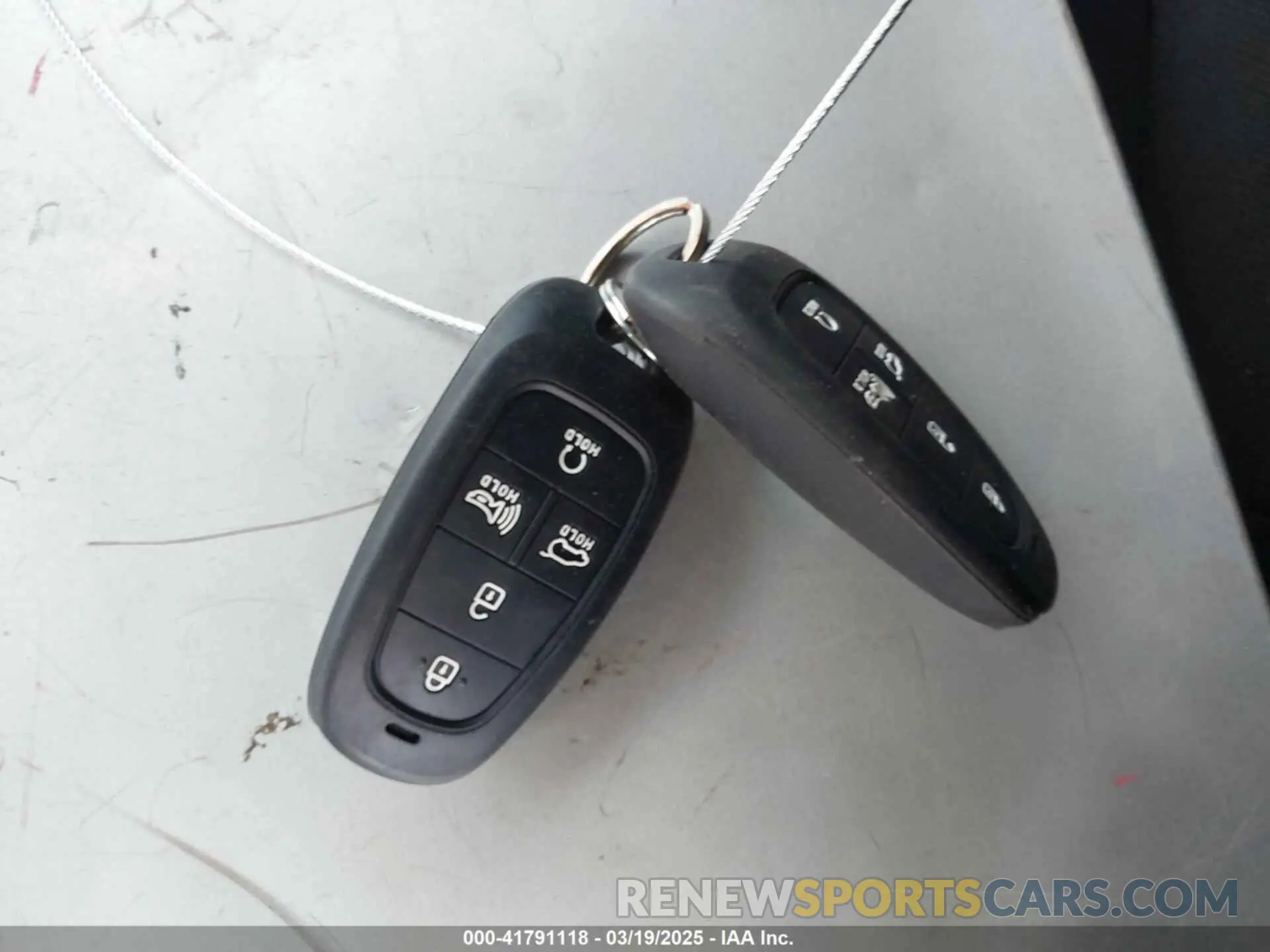 11 Photograph of a damaged car 5NMJB3AE5PH244408 HYUNDAI TUCSON 2023
