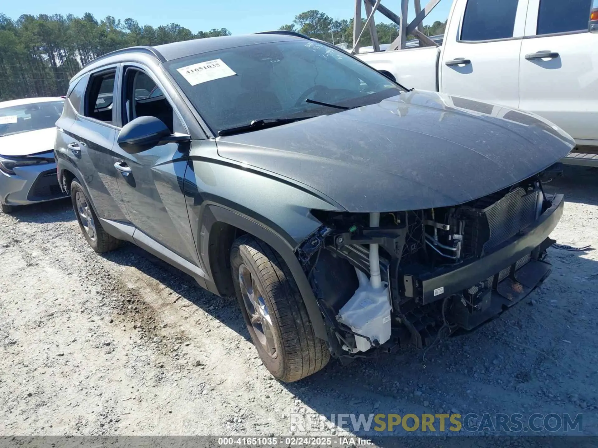1 Photograph of a damaged car 5NMJB3AE6PH236995 HYUNDAI TUCSON 2023