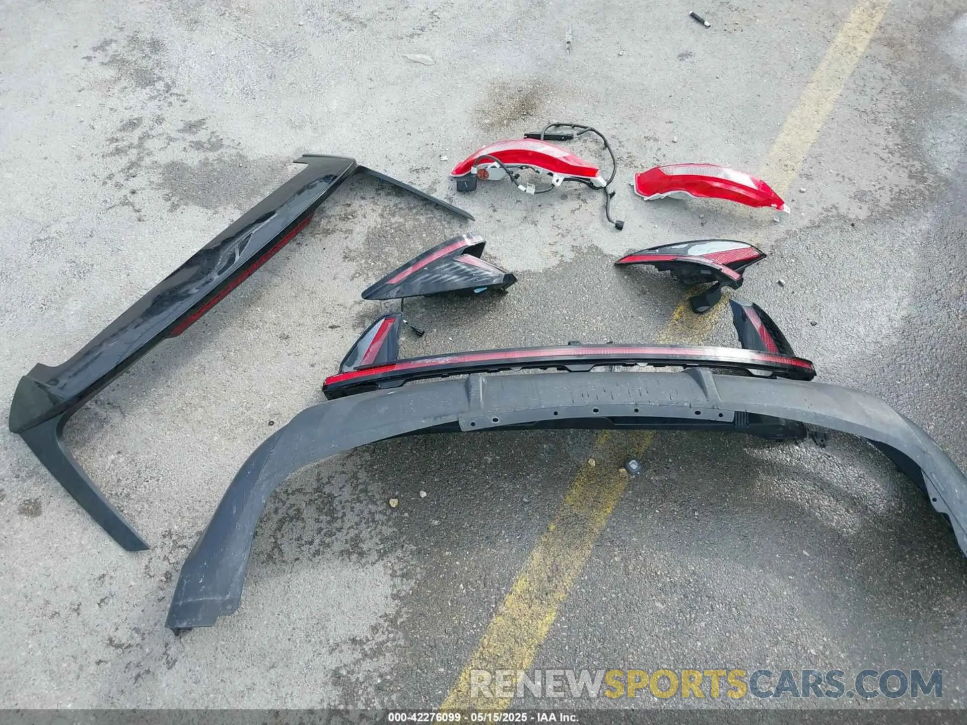 12 Photograph of a damaged car 5NMJB3AE7PH167539 HYUNDAI TUCSON 2023