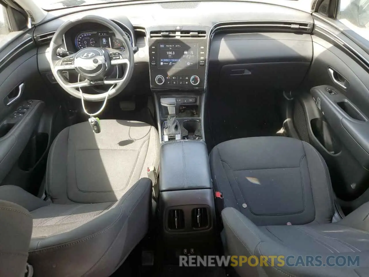 8 Photograph of a damaged car 5NMJB3AE7PH233863 HYUNDAI TUCSON 2023