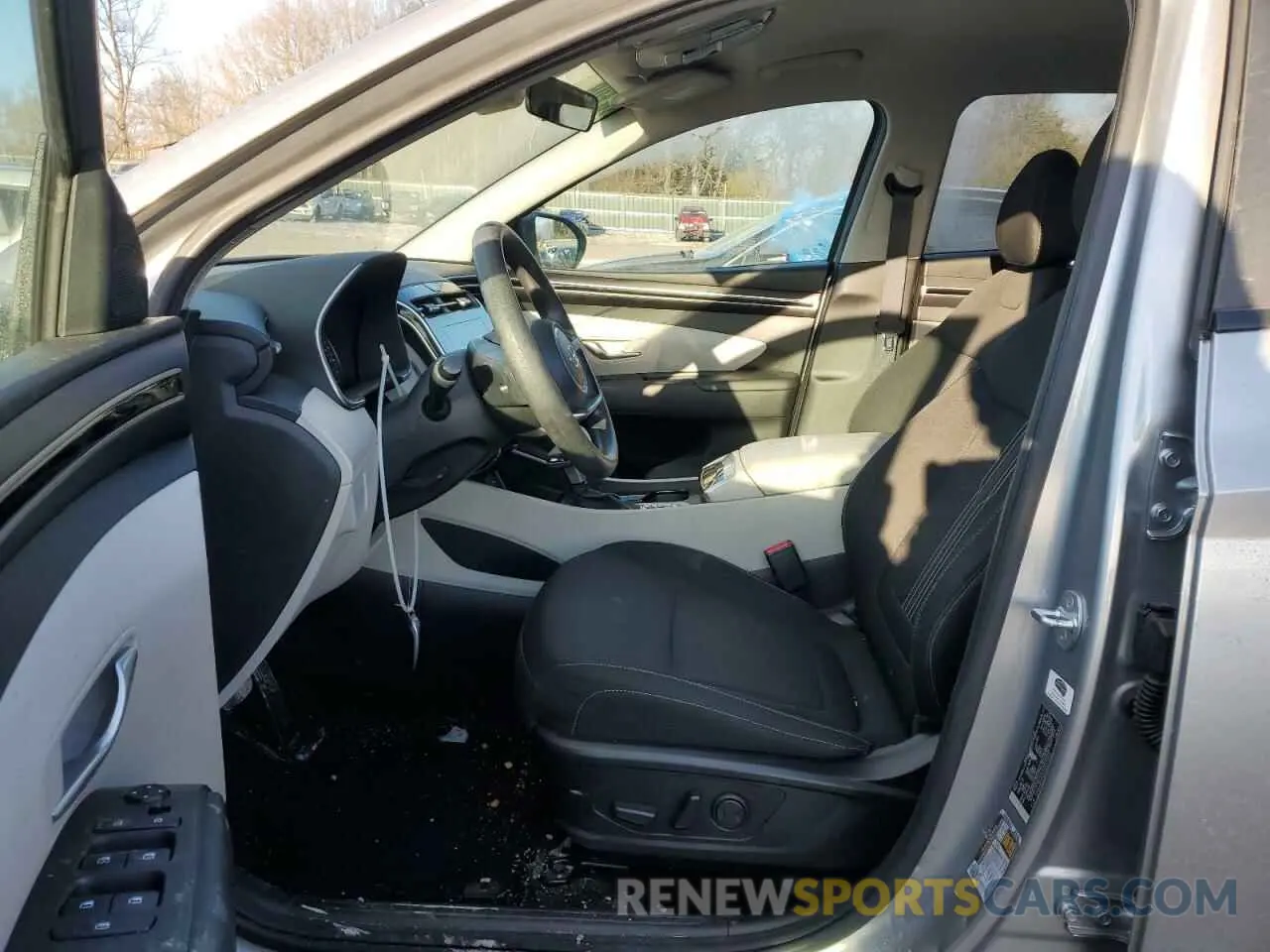 7 Photograph of a damaged car 5NMJB3AE7PH271996 HYUNDAI TUCSON 2023