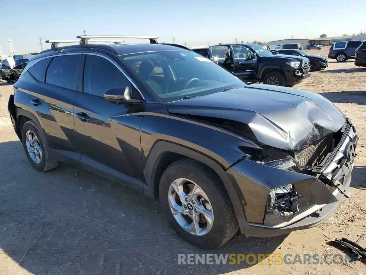 4 Photograph of a damaged car 5NMJB3AE8PH173592 HYUNDAI TUCSON 2023