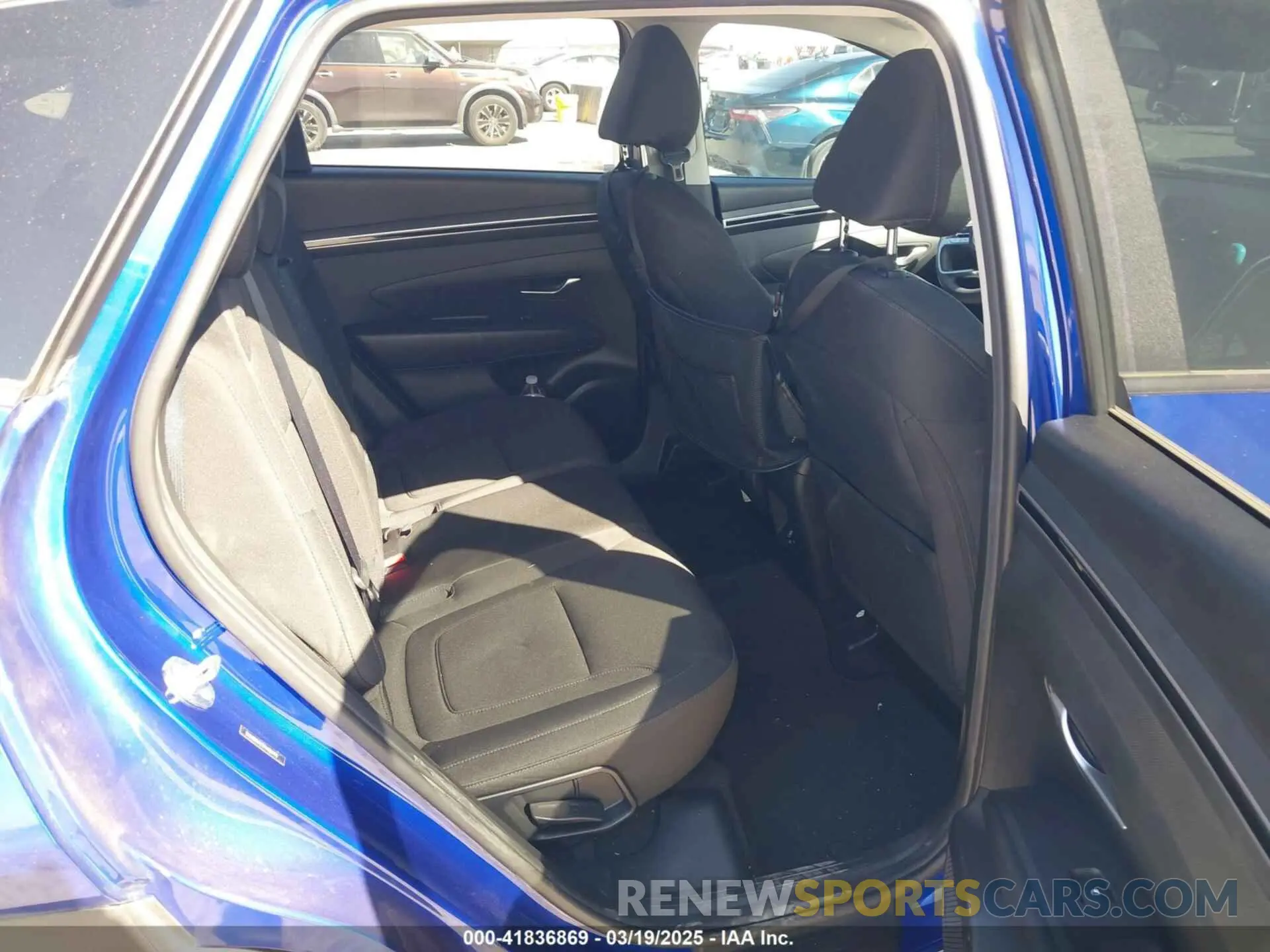 8 Photograph of a damaged car 5NMJB3AE9PH184794 HYUNDAI TUCSON 2023
