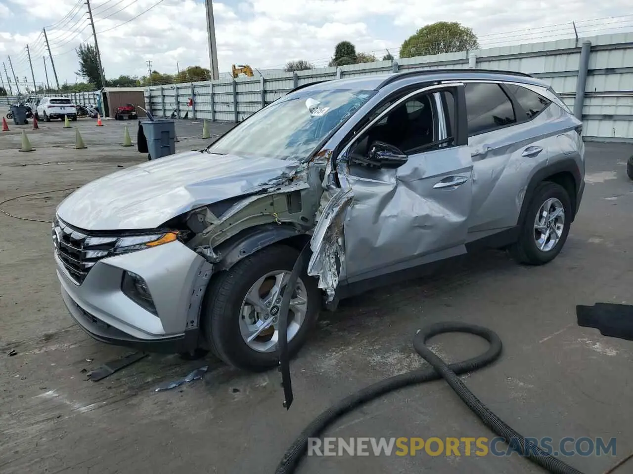 1 Photograph of a damaged car 5NMJB3AE9PH221472 HYUNDAI TUCSON 2023