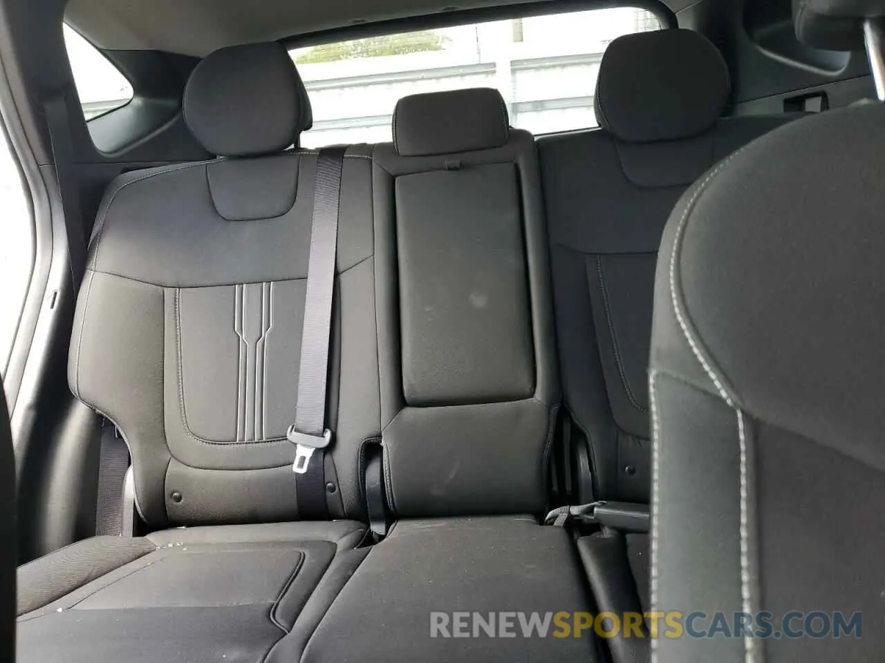 10 Photograph of a damaged car 5NMJB3AE9PH221472 HYUNDAI TUCSON 2023