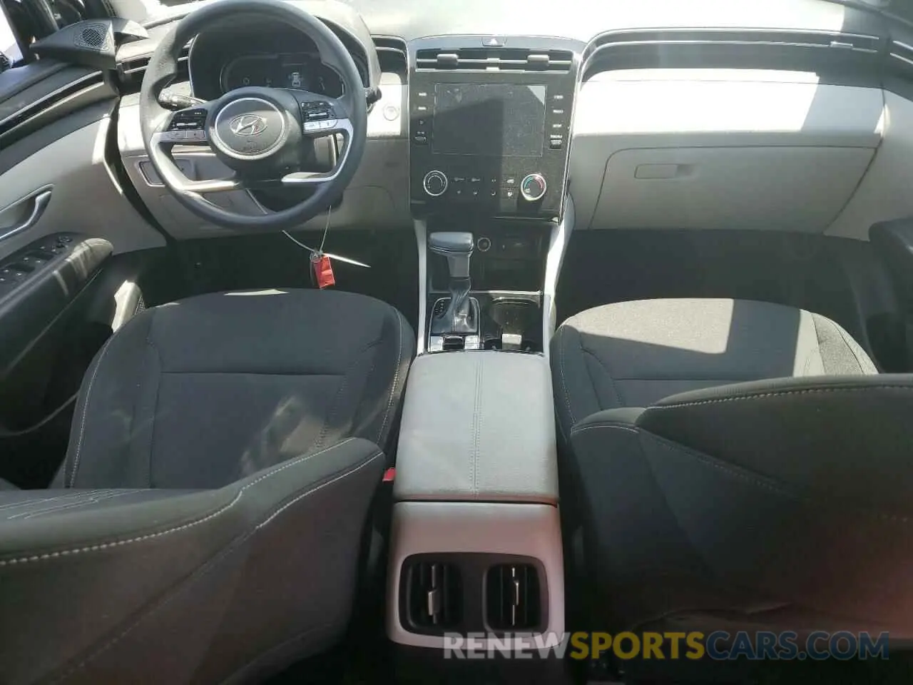 8 Photograph of a damaged car 5NMJB3AE9PH221472 HYUNDAI TUCSON 2023