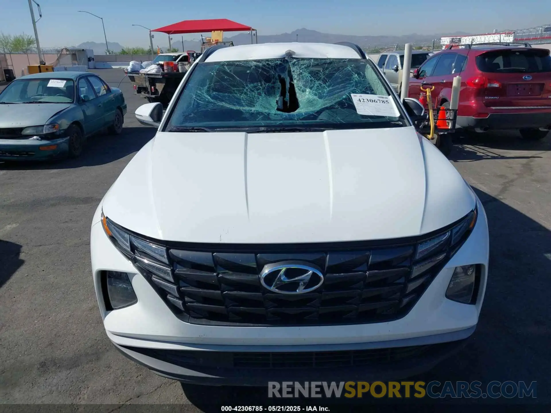 12 Photograph of a damaged car 5NMJB3AE9PH221794 HYUNDAI TUCSON 2023