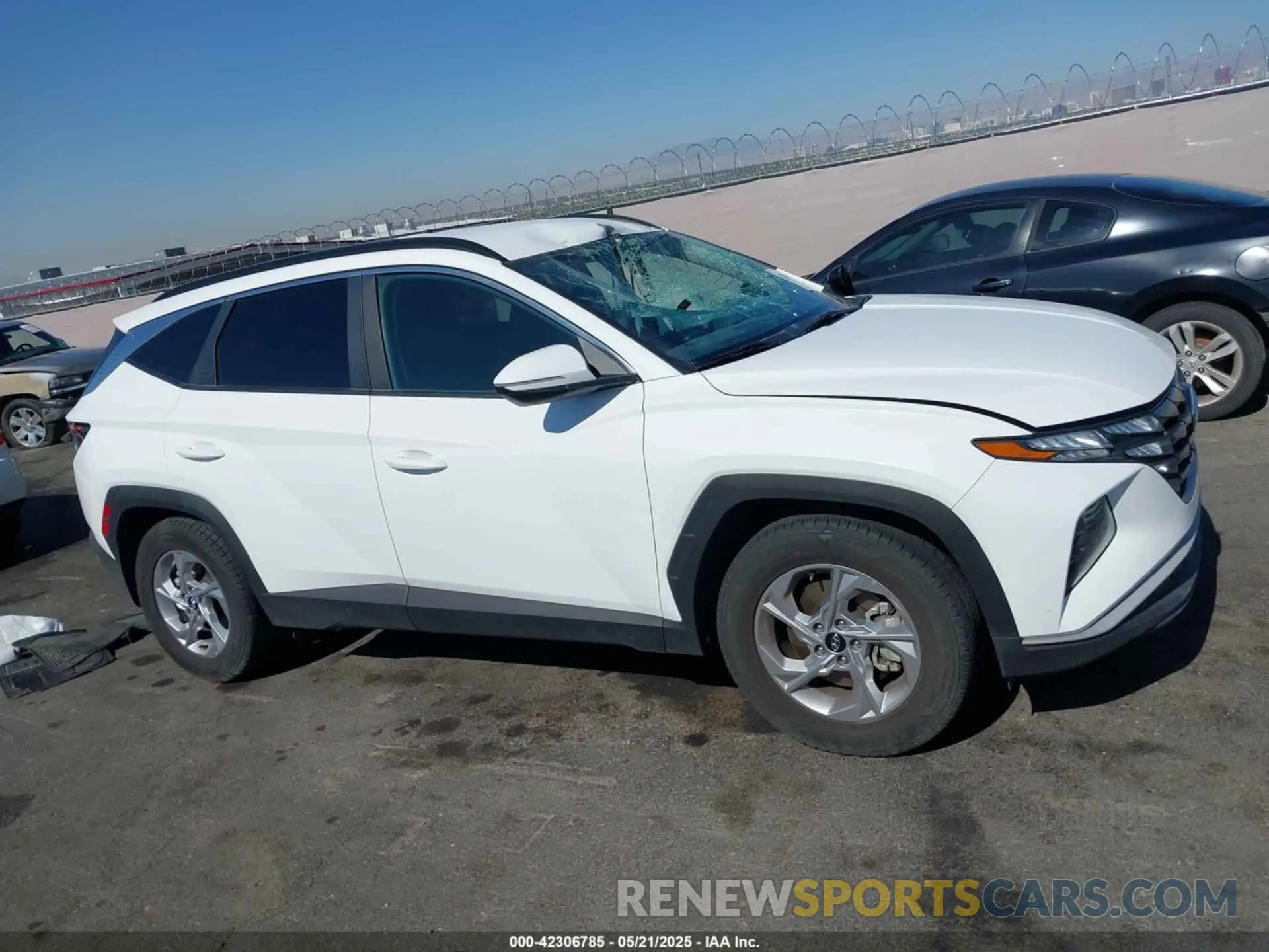 13 Photograph of a damaged car 5NMJB3AE9PH221794 HYUNDAI TUCSON 2023