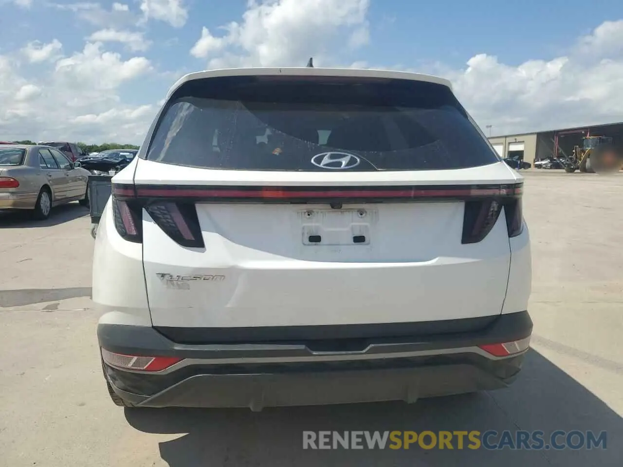 6 Photograph of a damaged car 5NMJB3AEXPH195674 HYUNDAI TUCSON 2023