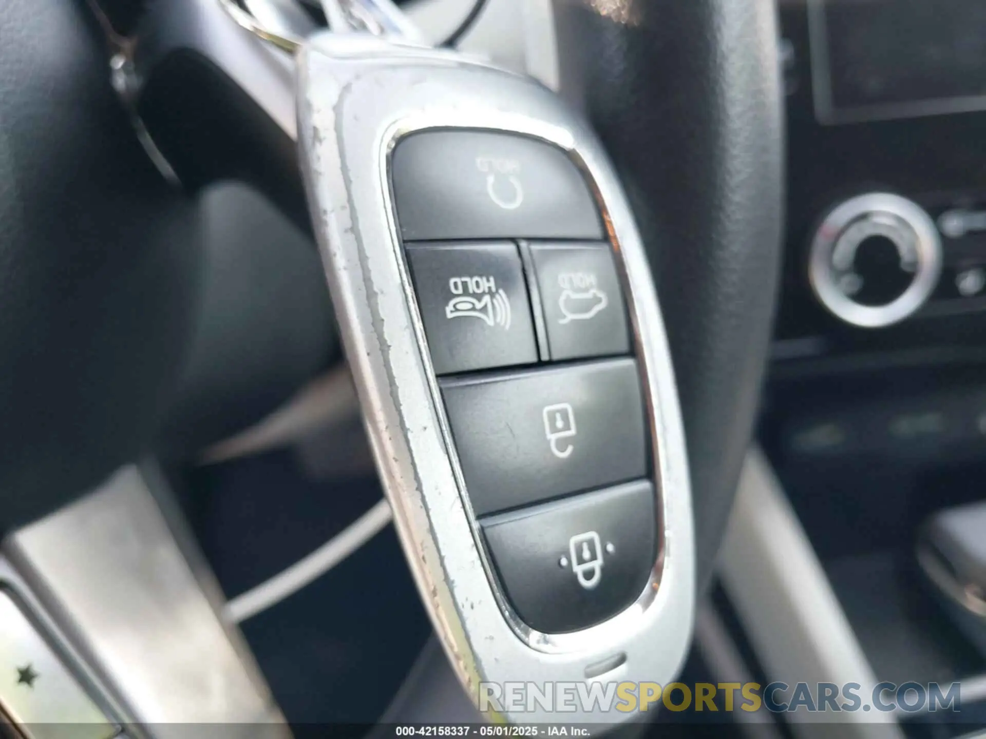11 Photograph of a damaged car 5NMJB3AEXPH203336 HYUNDAI TUCSON 2023