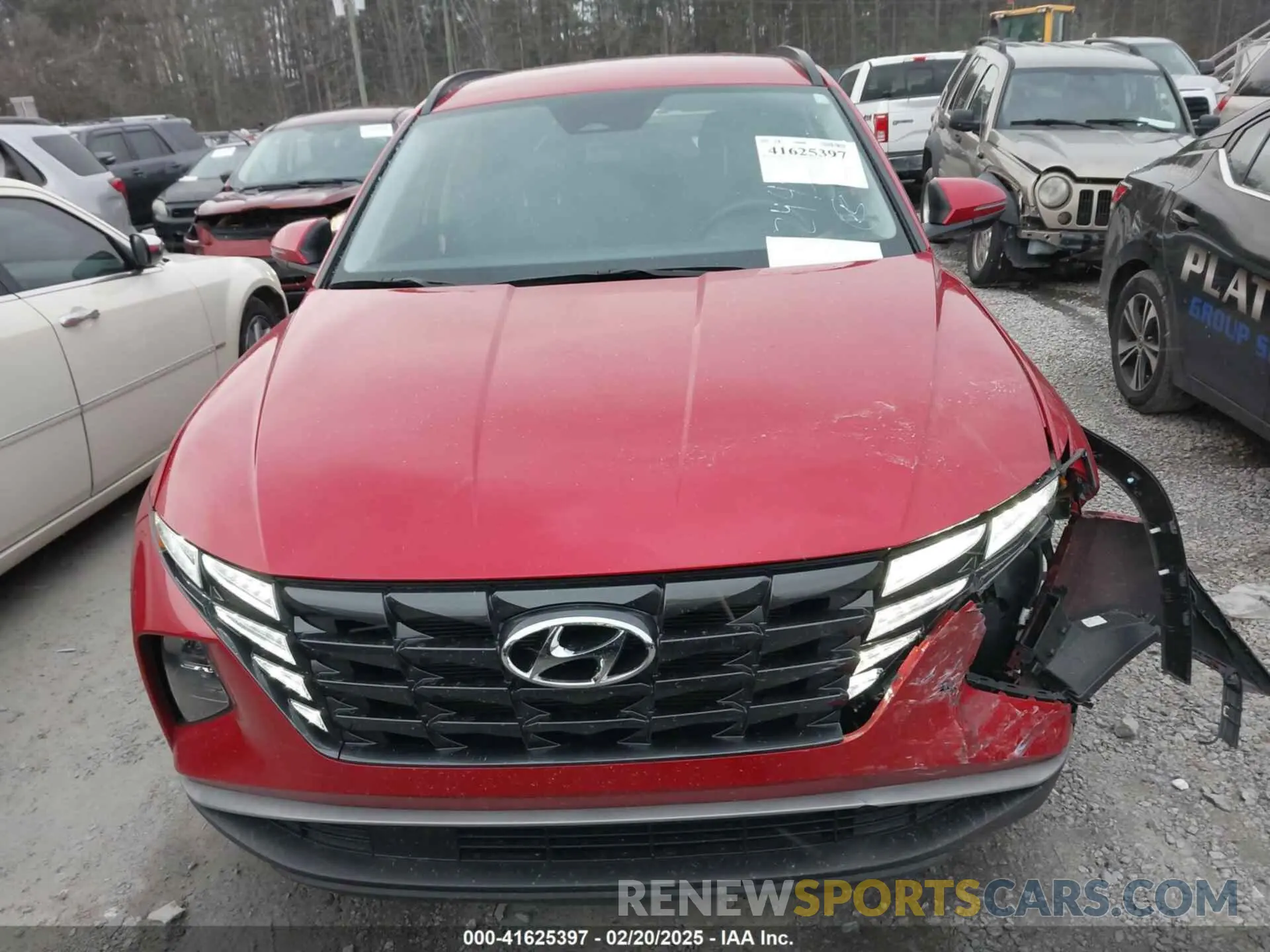 12 Photograph of a damaged car 5NMJB3AEXPH249507 HYUNDAI TUCSON 2023