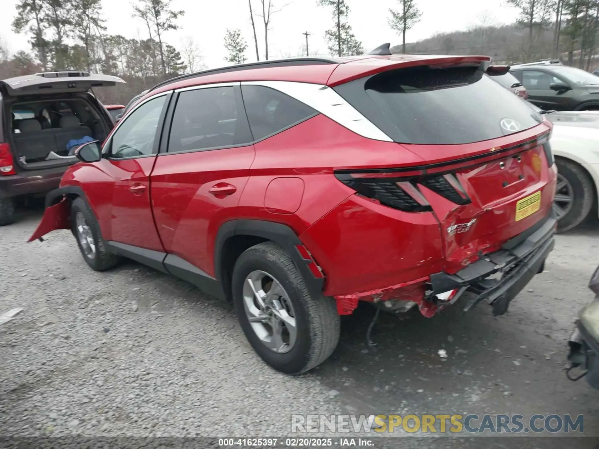 3 Photograph of a damaged car 5NMJB3AEXPH249507 HYUNDAI TUCSON 2023