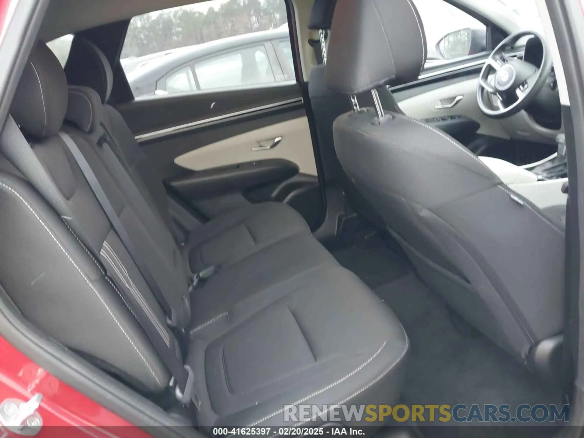 8 Photograph of a damaged car 5NMJB3AEXPH249507 HYUNDAI TUCSON 2023