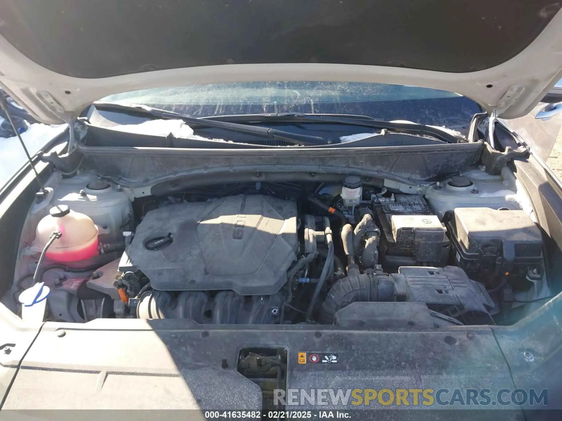 10 Photograph of a damaged car 5NMJBCAE0PH248494 HYUNDAI TUCSON 2023