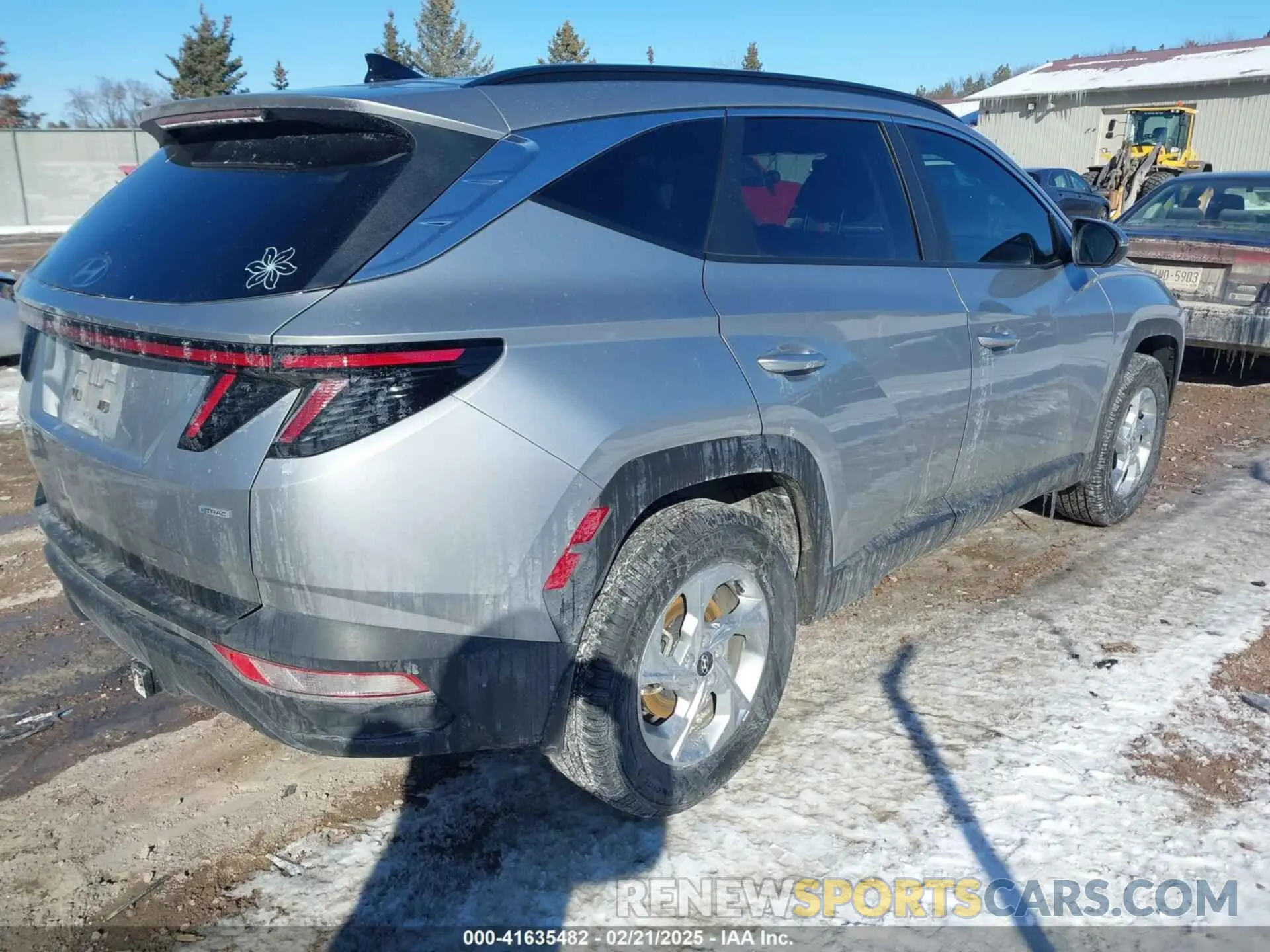 4 Photograph of a damaged car 5NMJBCAE0PH248494 HYUNDAI TUCSON 2023