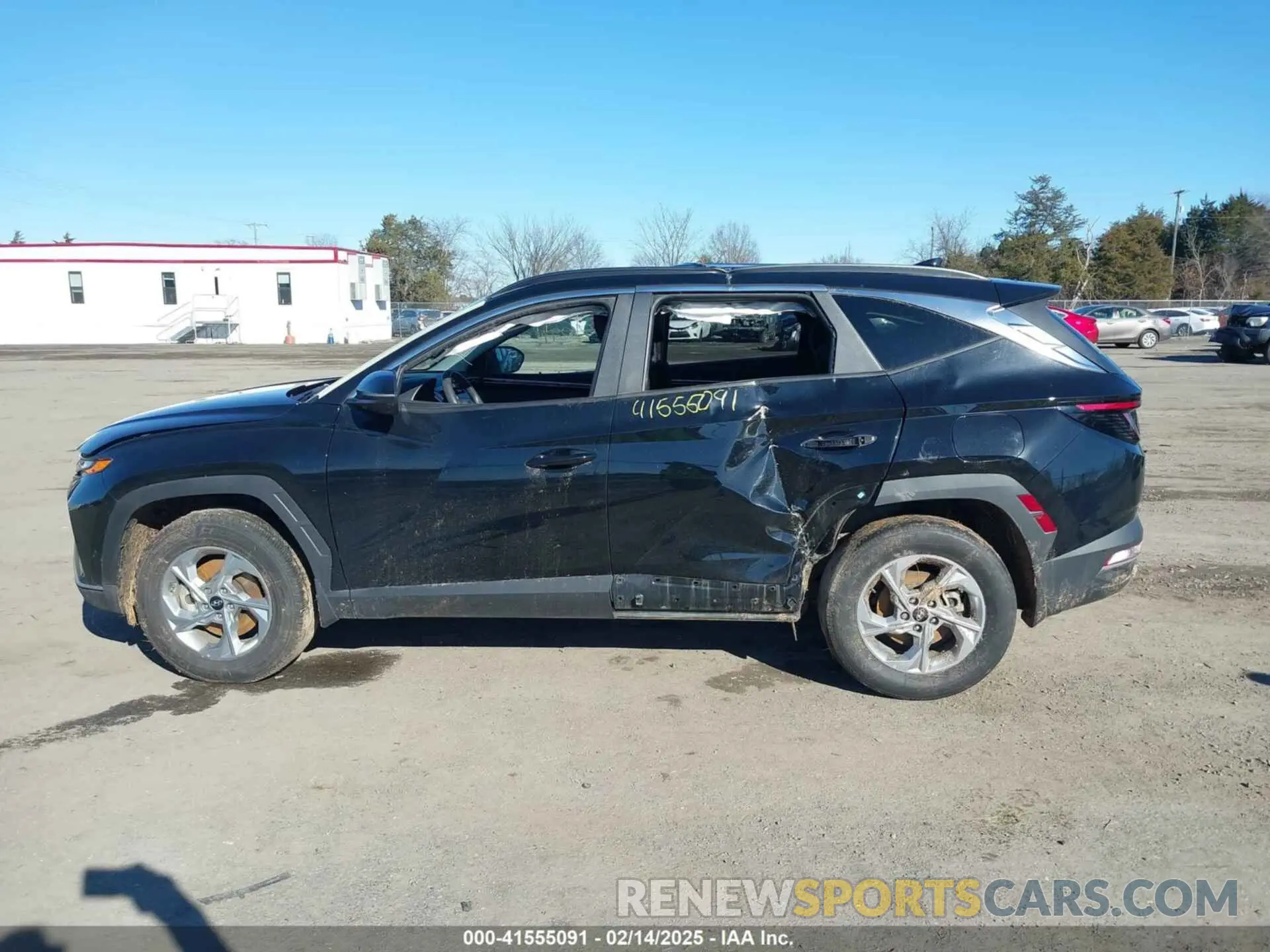 13 Photograph of a damaged car 5NMJBCAE0PH275940 HYUNDAI TUCSON 2023