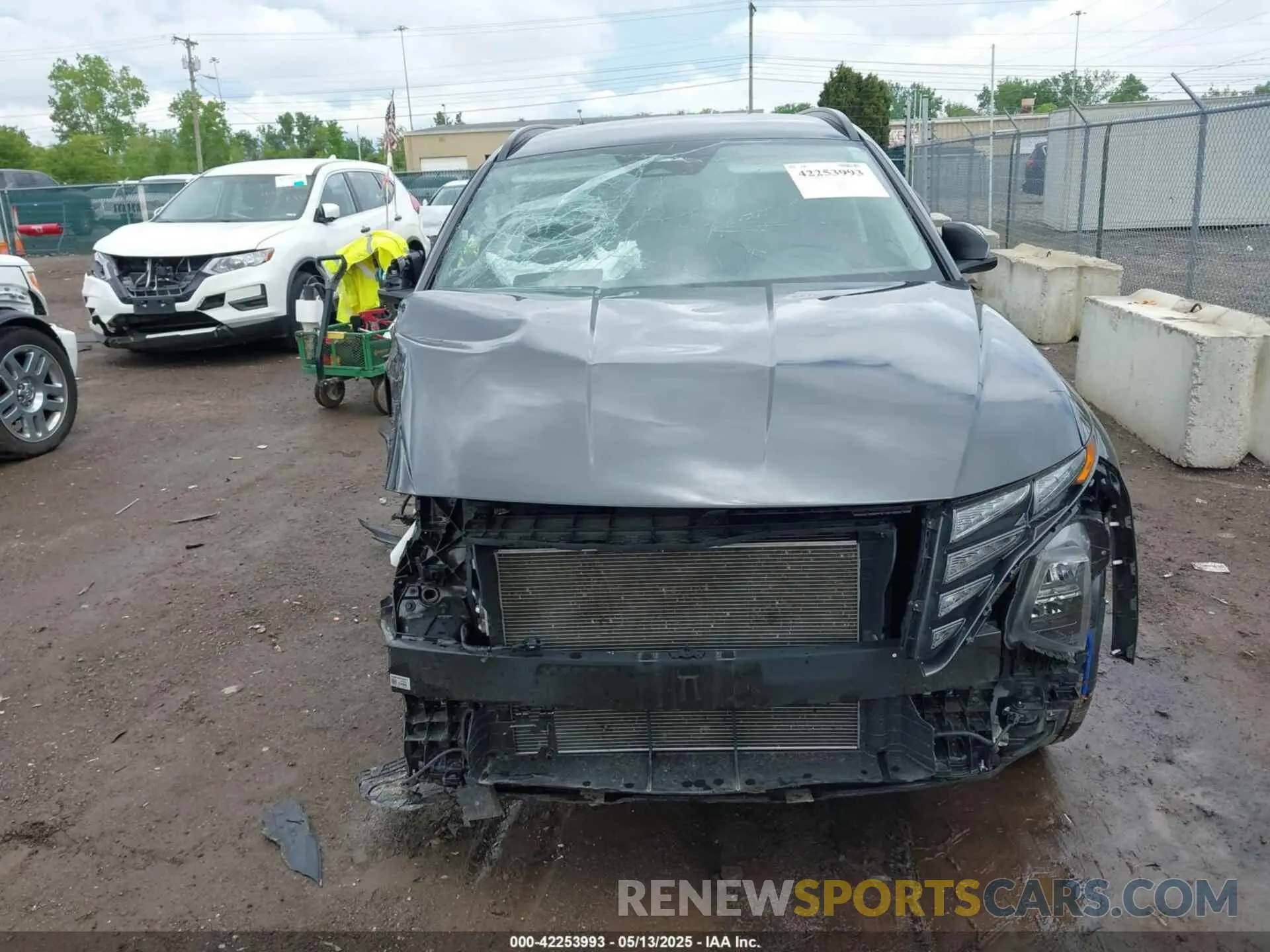 13 Photograph of a damaged car 5NMJBCAE1PH236340 HYUNDAI TUCSON 2023